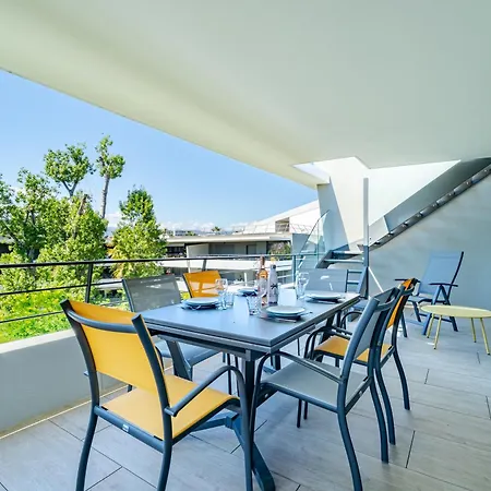 Rooftop 3 Pieces Avec Piscine Face *