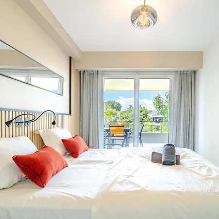 Rooftop 3 Pieces Avec Piscine Face Apartment Villeneuve-Loubet