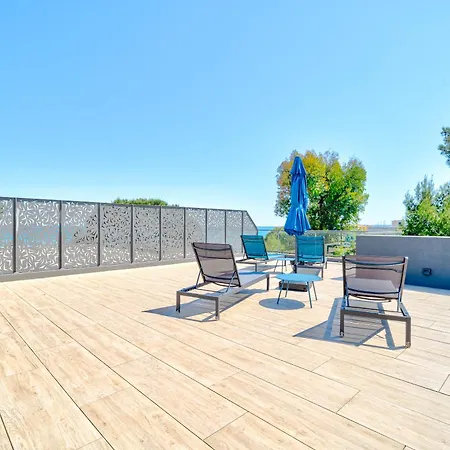 Apartment Rooftop 3 Pieces Avec Piscine Face
